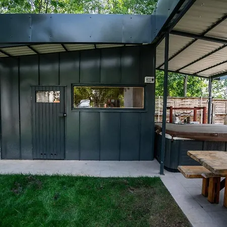 Villa Rózsa Vadkerti Tó *