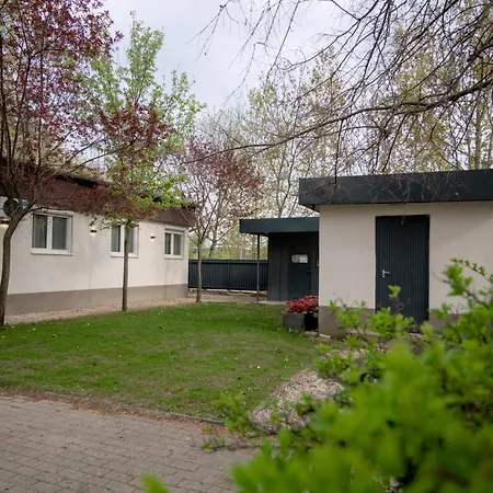 Villa Rozsa Vadkerti To
